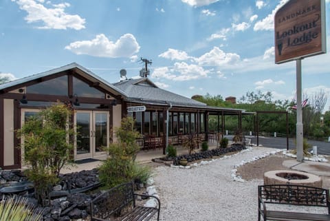 Tombstone Lookout Lodge, SureStay Collection by Best Western Hotel in Tombstone