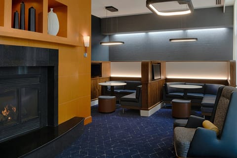 Courtyard by Marriott Springfield Downtown Hotel in Springfield