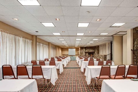 Glenstone Lodge Hotel in Gatlinburg