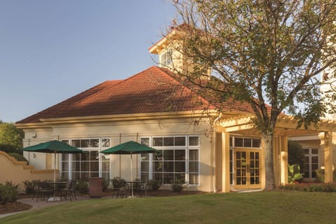 La Quinta Inn & Suites by Wyndham Atlanta Ballpark/Galleria Hotel in Vinings