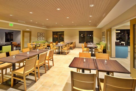 Country Inn & Suites by Radisson, Springfield Southeast Hotel in Lake Springfield