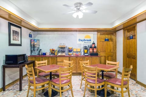 Days Inn by Wyndham Slidell Hotel in Slidell