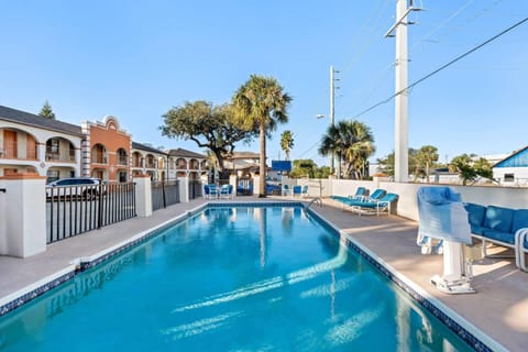 Travelodge by Wyndham Hotel & Cottages St Augustine/Historic Hotel in Saint Augustine