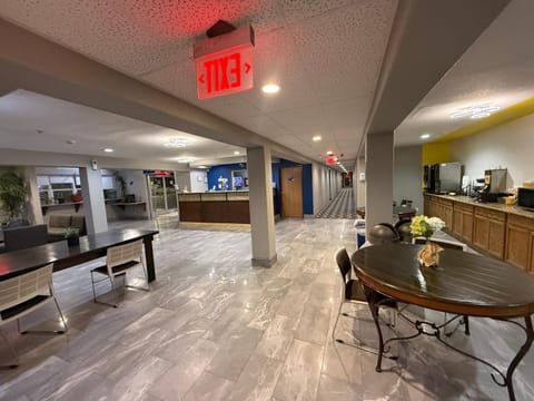 Microtel Inn & Suites by Wyndham Ardmore Hotel in Ardmore