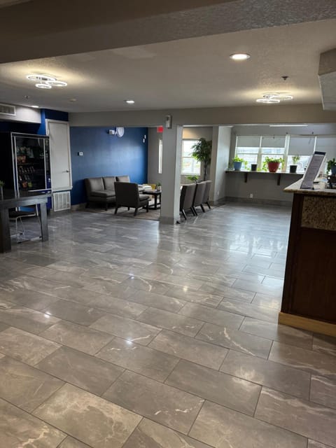 Microtel Inn & Suites by Wyndham Ardmore Hotel in Ardmore