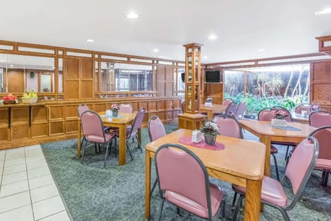 Knights Inn  South Sioux City NE Hotel in Sioux City