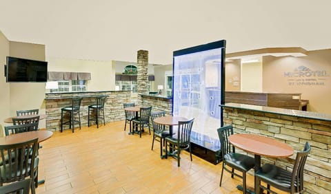 Microtel by Wyndham Perry National Fairground Area I-75 Hotel in Perry