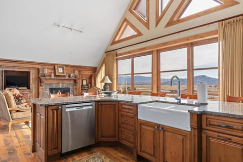 Snake River Lodge & Spa Lodge in Teton Village