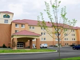 Spark by Hilton Plainfield Indianapolis Airport Hotel in Plainfield