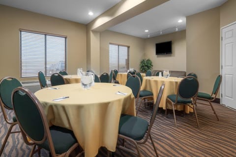 Comfort Inn & Suites Rochester South Mayo Clinic Hotel in Rochester