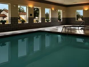 Super 8 By Wyndham Grayling Hotel in Michigan