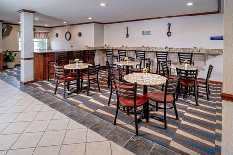 Microtel Inn & Suites by Wyndham Beckley East Hotel in Beckley