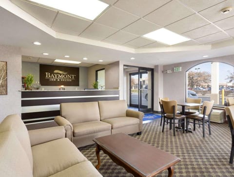 Baymont by Wyndham Gallatin Hotel in Gallatin