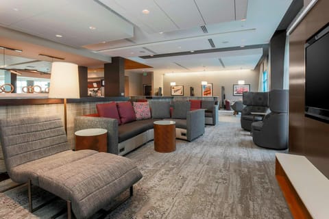 Courtyard by Marriott San Jose Campbell Hotel in Campbell