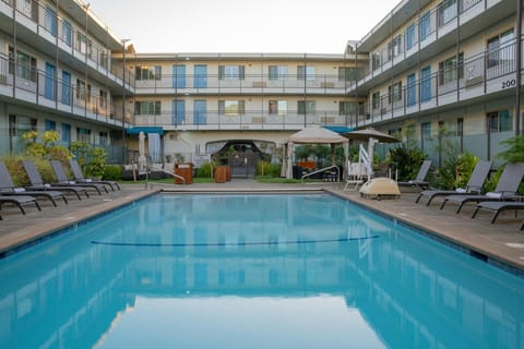 Marin Suites Hotel Hotel in Larkspur