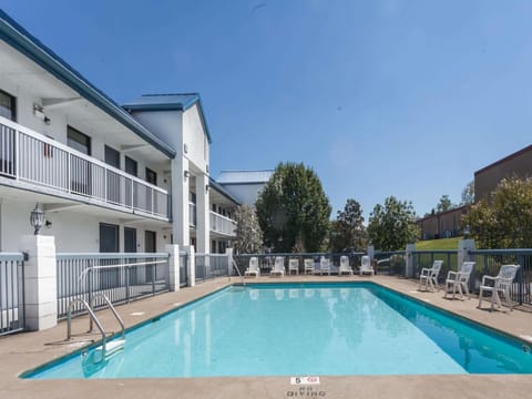 Days Inn by Wyndham Goodlettsville Hotel in Goodlettsville
