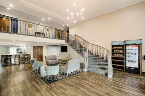 Clarion Pointe Atlanta Airport College Park Hotel in College Park