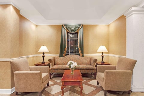 Baymont by Wyndham Pearl Hotel in Richland