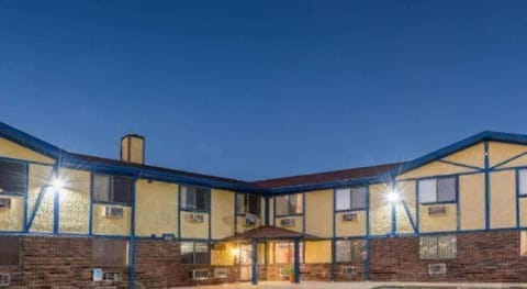 Knights Inn  Ferguson MO Hotel in Ferguson Township