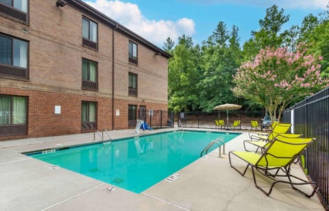 Extended Stay America Select Suites - Atlanta - Alpharetta - Northpoint - East Hotel in Alpharetta