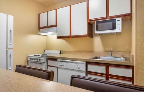 Extended Stay America Select Suites - Atlanta - Alpharetta - Northpoint - East Hotel in Alpharetta