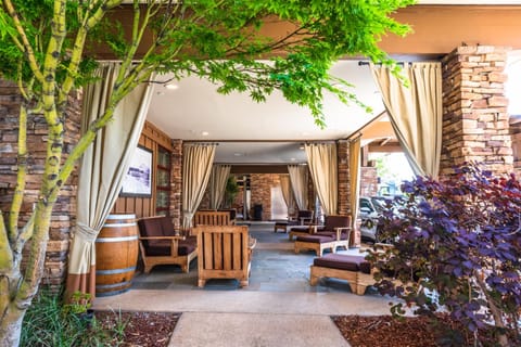 The Lodge at Tiburon Hotel in Belvedere