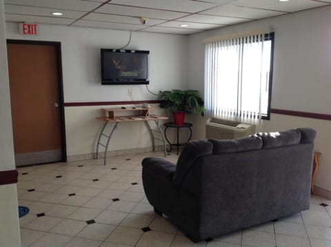 Super 8 By Wyndham Winchester Va Hotel in Winchester