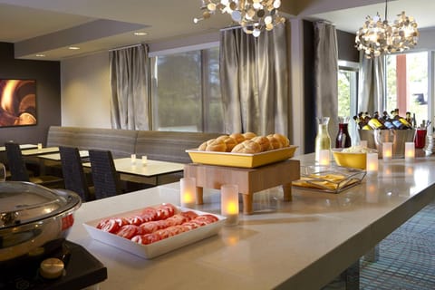 Residence Inn by Marriott Columbus Dublin Hotel in Dublin