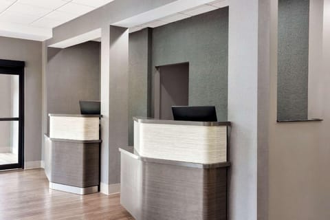 Days Inn & Suites by Wyndham Murfreesboro Hotel in Murfreesboro