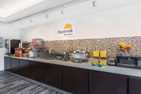 Days Inn & Suites by Wyndham Katy Hotel in Houston