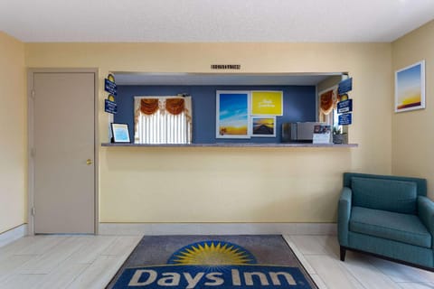 Days Inn by /Wyndham Chipley Hotel in Alabama