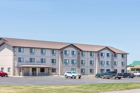 Super 8 By Wyndham Sioux City South Hotel in Sioux City