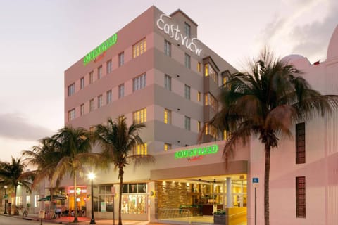 Courtyard by Marriott Miami Beach South Beach Hotel in Flamingo Lummus