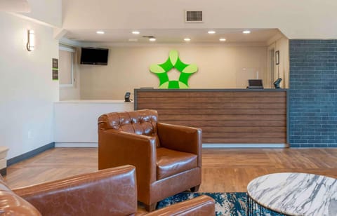 Extended Stay America Premier Suites - Fort Lauderdale - Cypress Creek - Park North Hotel in Pompano Beach