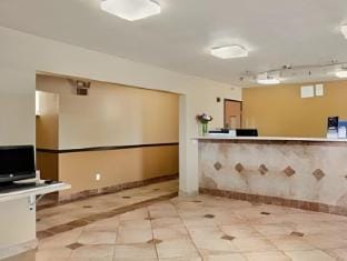 Super 8 By Wyndham Sheboygan Wi Hotel in Sheboygan