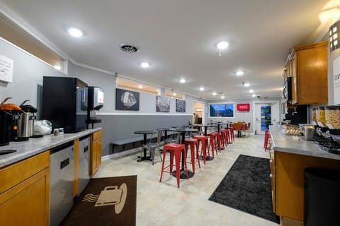 Red Roof Inn & Suites Herkimer Hotel in Herkimer