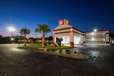Red Roof Inn Walterboro Hotel in Walterboro