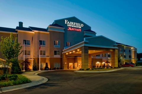 Fairfield by Marriott Inn & Suites Columbus Hotel in Columbus