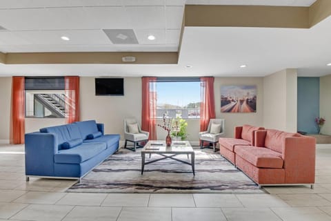 Quality Inn Dalton East Hotel in Dalton