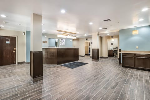 Sleep Inn & Suites Tallahassee-Capitol Hotel in Tallahassee