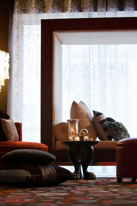 Renaissance New Orleans Pere Marquette French Quarter Area Hotel Hotel in French Quarter