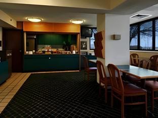 Super 8 By Wyndham Blytheville Hotel in Blytheville