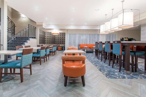 Hawthorn Suites by Wyndham Livermore Wine Country Hotel in Livermore