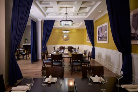 Milwaukee Marriott West Hotel in Pewaukee