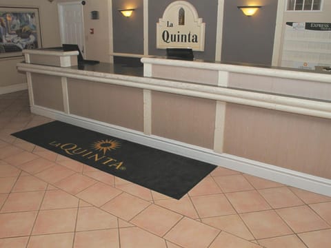 La Quinta Inn by Wyndham Moline Airport Hotel in Moline