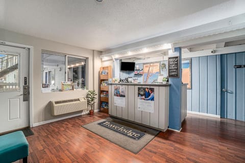 Travelodge by Wyndham Traverse City MI Hotel in Traverse City