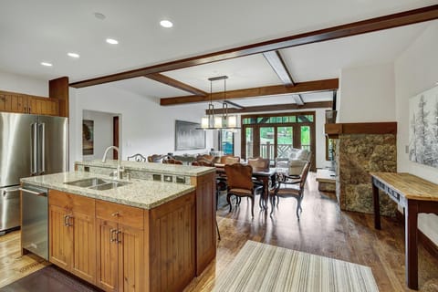 Bachelor Gulch Village Resort in Avon