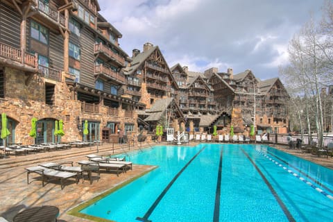 Bachelor Gulch Village Resort in Avon