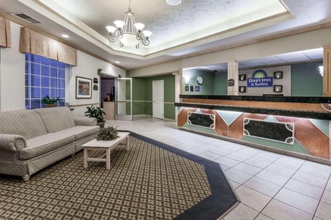 Days Inn by Wyndham Pentwater Hotel in Wisconsin