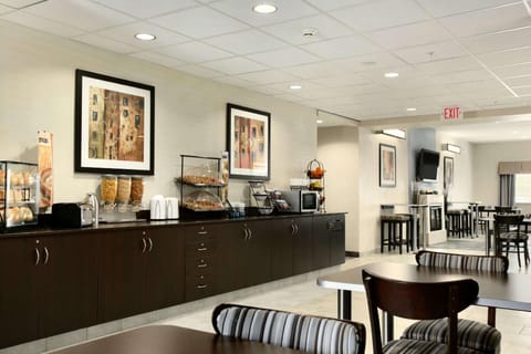 Microtel Inn & Suites by Wyndham Geneva Hotel in Geneva